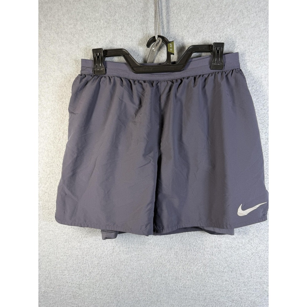 Nike Shorts Mens Medium Gray Dri-FIT Running Lined Pockets Reflective Athletic‎
